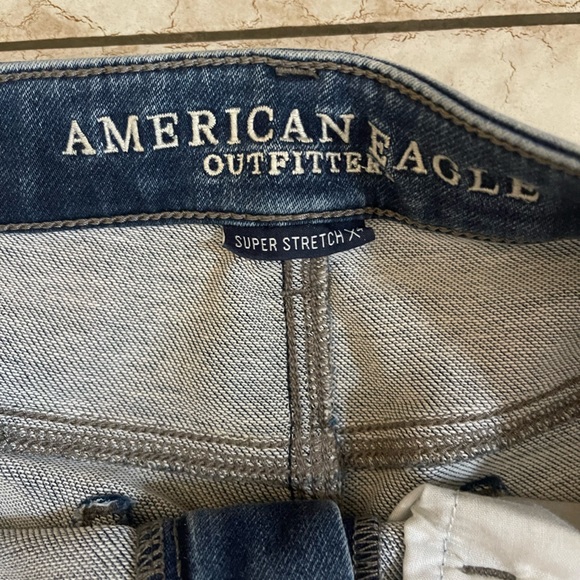 NWOT AMERICAN EAGLE CROPPED JEGGINGS - Picture 2 of 4